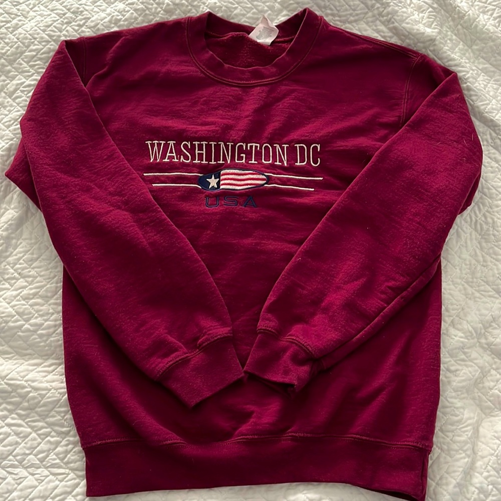 Red Washington D.C. crew neck, womens size small